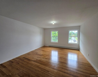 54 Madison Avenue - Photo Thumbnail 13