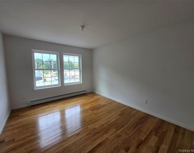 54 Madison Avenue - Photo Thumbnail 12