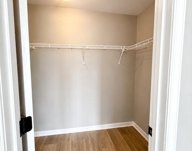 20 Dunlap Drive - Photo Thumbnail 24