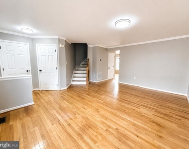20 Dunlap Drive - Photo Thumbnail 5