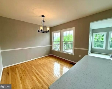 20 Dunlap Drive - Photo Thumbnail 12