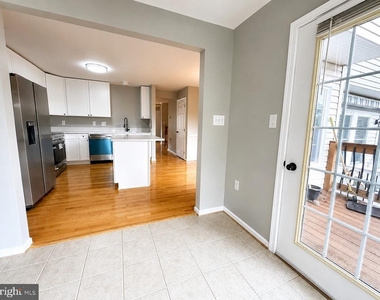 20 Dunlap Drive - Photo Thumbnail 15