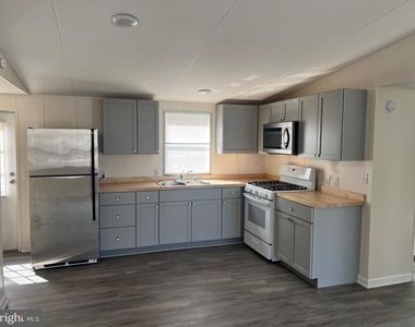 111 Dugan Court - Photo Thumbnail 1