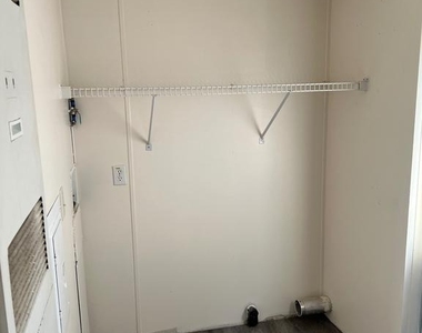 111 Dugan Court - Photo Thumbnail 6
