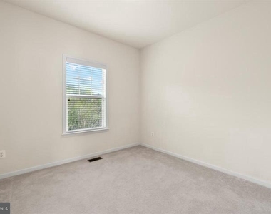 14160 Catbird Drive - Photo Thumbnail 22
