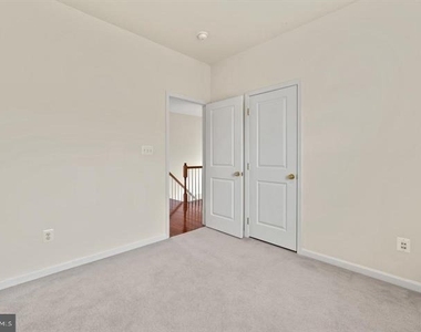 14160 Catbird Drive - Photo Thumbnail 25