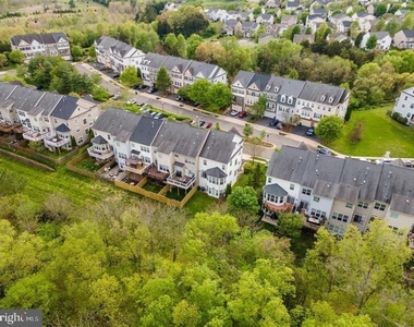 14160 Catbird Drive - Photo Thumbnail 4