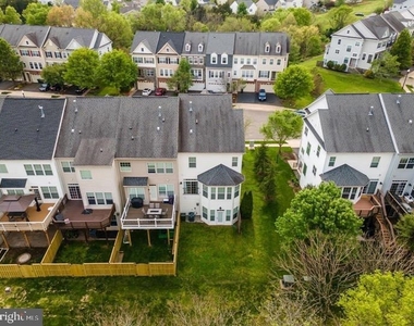 14160 Catbird Drive - Photo Thumbnail 3