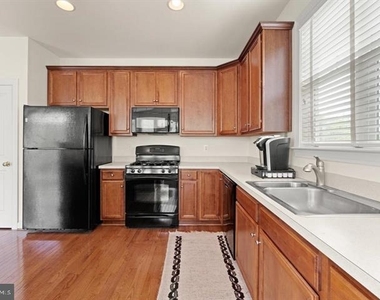 14160 Catbird Drive - Photo Thumbnail 35