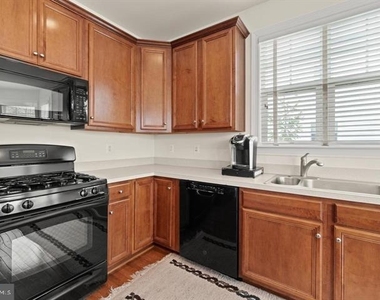 14160 Catbird Drive - Photo Thumbnail 30
