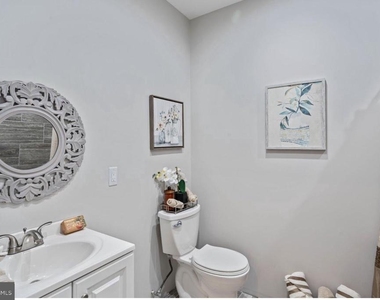 3028 Landing Eagle Court - Photo Thumbnail 15