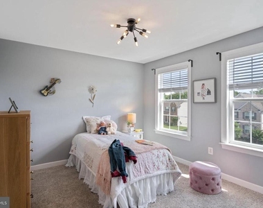 3028 Landing Eagle Court - Photo Thumbnail 16