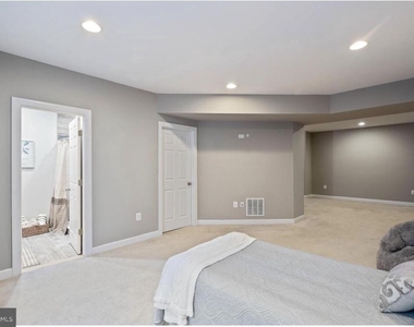 3028 Landing Eagle Court - Photo Thumbnail 19