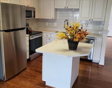 4940 Marshlake Lane - Photo Thumbnail 1