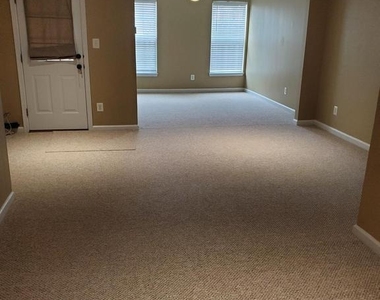 4940 Marshlake Lane - Photo Thumbnail 5