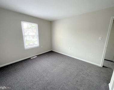 7822 Brookview Court - Photo Thumbnail 18