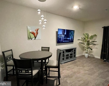 158 Allison Drive - Photo Thumbnail 5