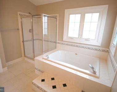 20940 Cox Mills Court - Photo Thumbnail 19