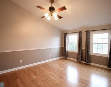 20940 Cox Mills Court - Photo Thumbnail 14