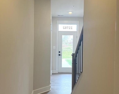22782 Hanson Overlook Terrace - Photo Thumbnail 1