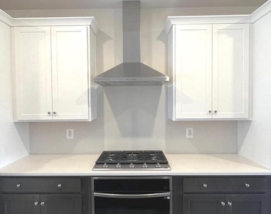 22782 Hanson Overlook Terrace - Photo Thumbnail 8