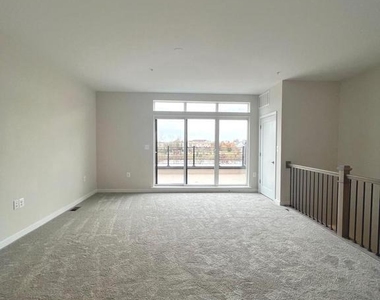 22782 Hanson Overlook Terrace - Photo Thumbnail 23