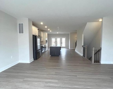 22782 Hanson Overlook Terrace - Photo Thumbnail 12