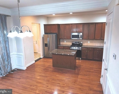 20792 Exchange Street - Photo Thumbnail 17