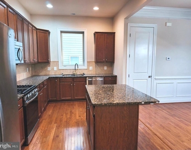 20792 Exchange Street - Photo Thumbnail 13