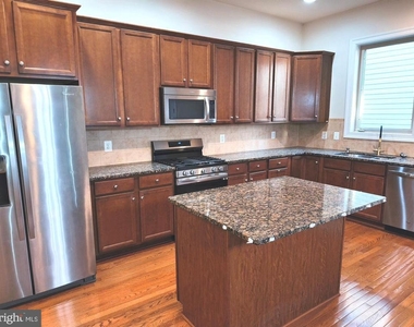 20792 Exchange Street - Photo Thumbnail 15
