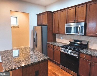 20792 Exchange Street - Photo Thumbnail 12