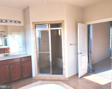 20792 Exchange Street - Photo Thumbnail 27