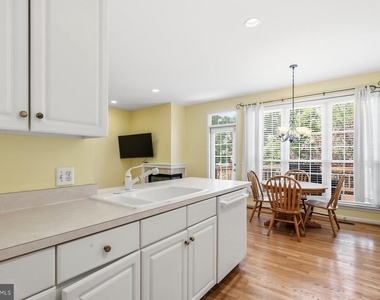 20866 Trinity Square - Photo Thumbnail 16
