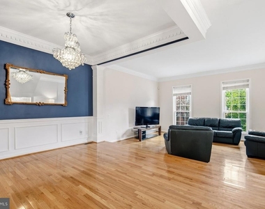20866 Trinity Square - Photo Thumbnail 10