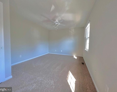 13710 Autumn Vale Court - Photo Thumbnail 20