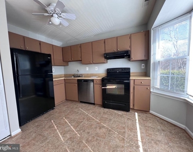 13710 Autumn Vale Court - Photo Thumbnail 3