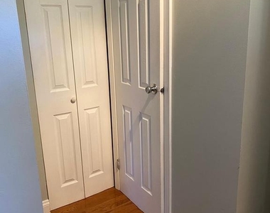 1666 Barnstead Drive - Photo Thumbnail 3