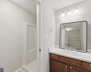14126 Red River Drive - Photo Thumbnail 23
