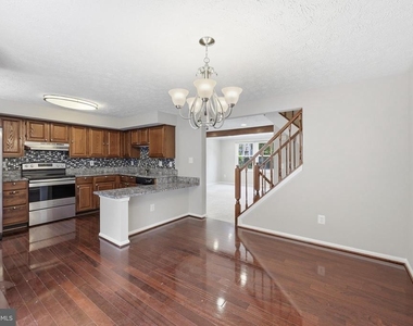 14126 Red River Drive - Photo Thumbnail 10