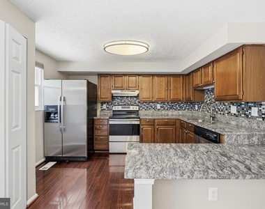 14126 Red River Drive - Photo Thumbnail 12