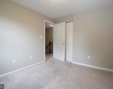 14126 Red River Drive - Photo Thumbnail 24
