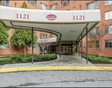 1121 Arlington Boulevard - Photo Thumbnail 14