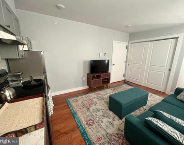 4508 Walnut Street - Photo Thumbnail 5
