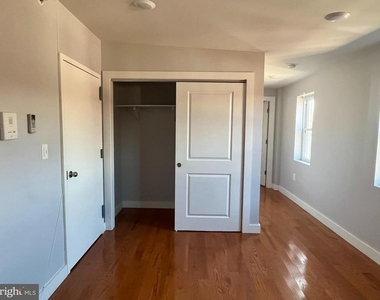4508 Walnut Street - Photo Thumbnail 8