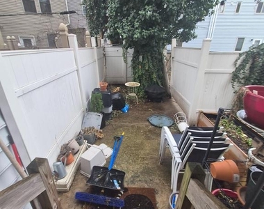 2544 Montrose Street - Photo Thumbnail 22
