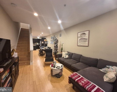 2544 Montrose Street - Photo Thumbnail 1