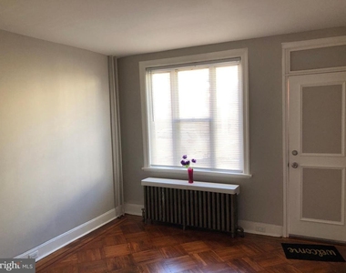 2313 Gaul Street - Photo Thumbnail 4