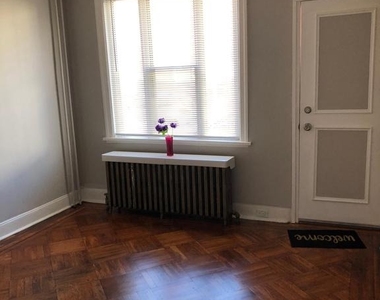 2313 Gaul Street - Photo Thumbnail 3