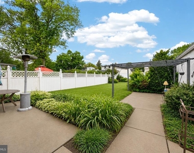 728 Pennbrook Avenue - Photo Thumbnail 3