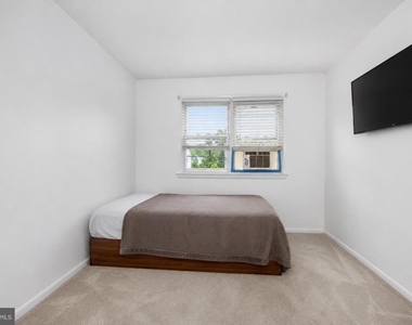 728 Pennbrook Avenue - Photo Thumbnail 15